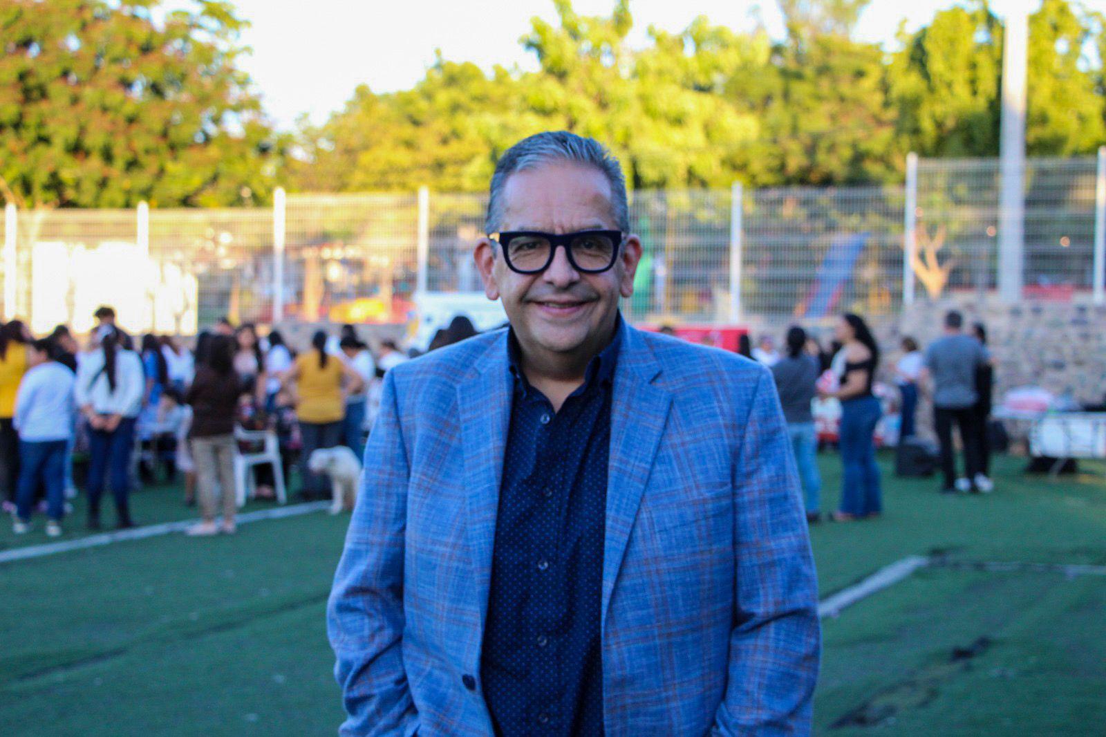 $!El actor de doblaje Rafael Sigler compartió sus experiencias con los asistentes.