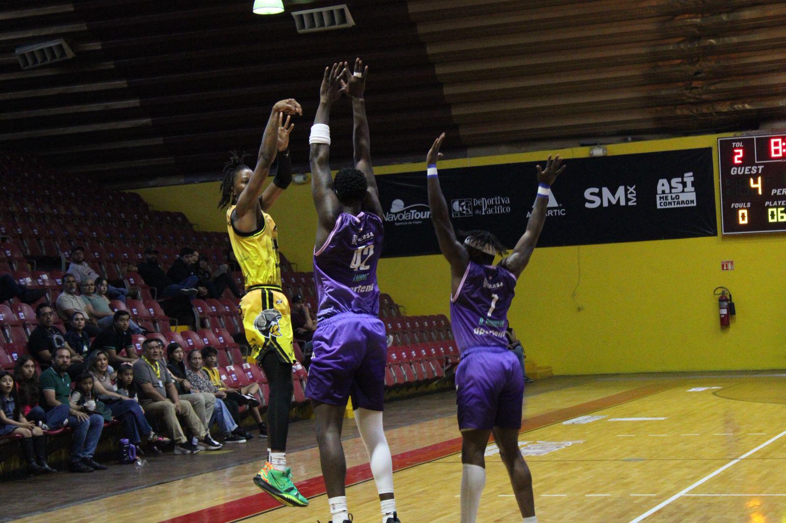 $!Venados Basketball toma revancha ante Caballeros