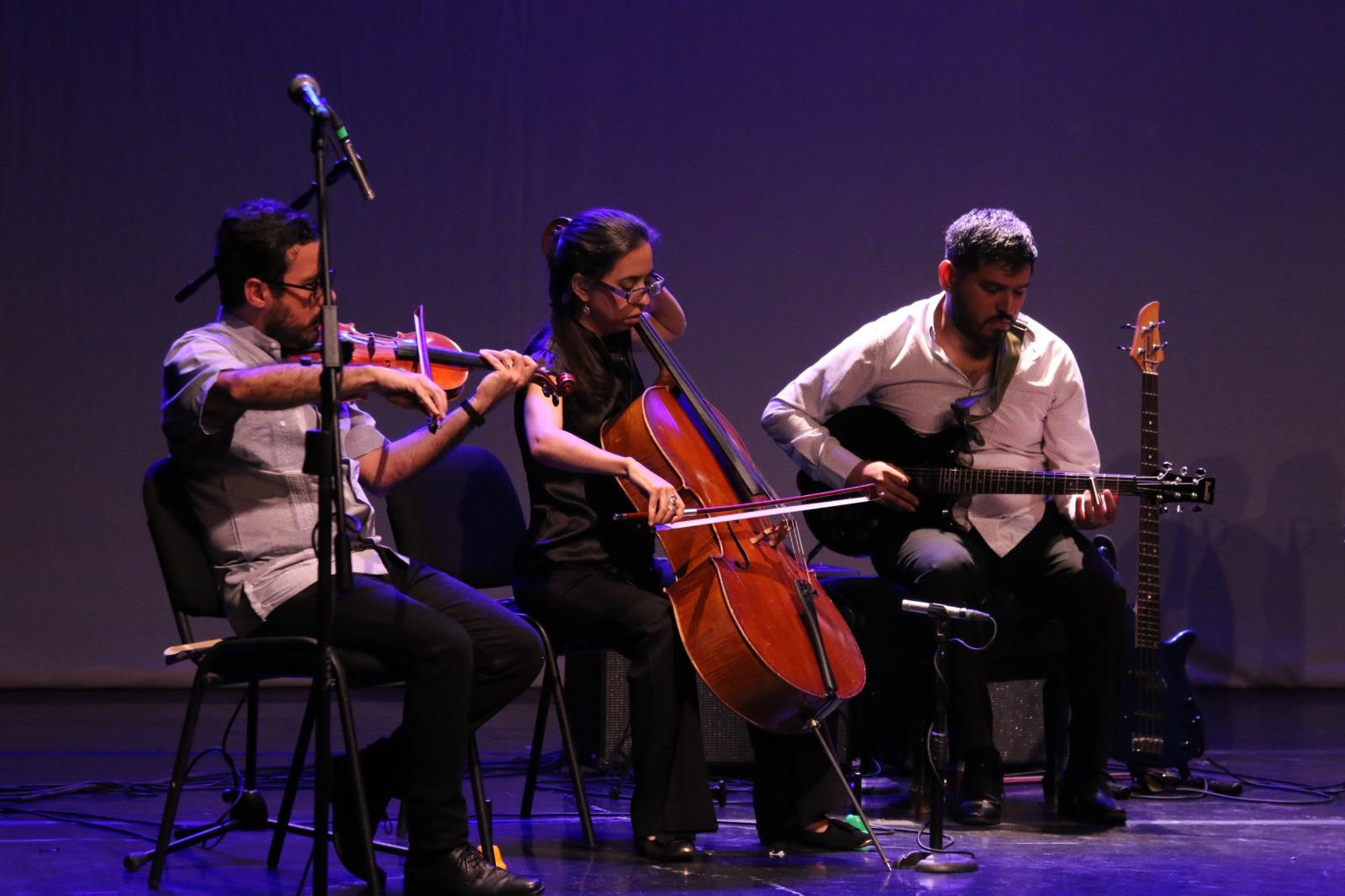 $!Su propuesta de improvisación consiste en experimentar no solo con las tonalidades o los acordes, sino también sobre la sonoridad.