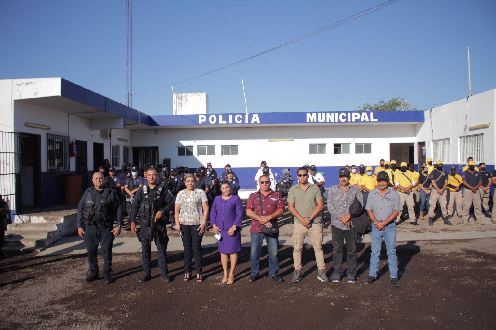 $!La Alcaldesa Claudia Valdez presenta a los nuevos mandos en Seguridad de Rosario