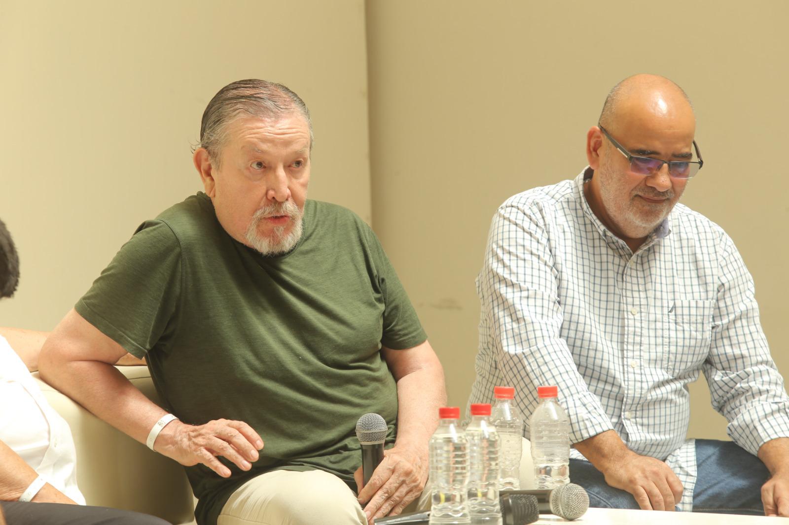 $!Luis Rábago compartió sus experiencias con los asistentes.