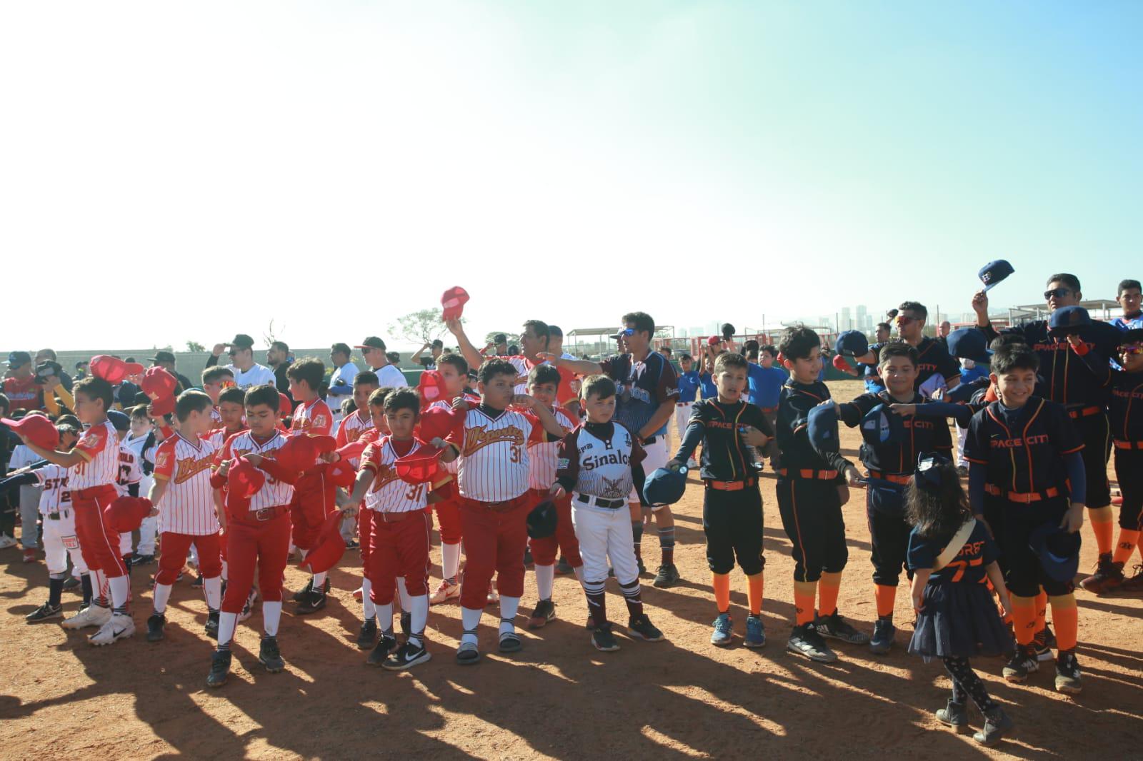 $!Estrena Liga Mazatlán instalaciones con nueva temporada de beisbol