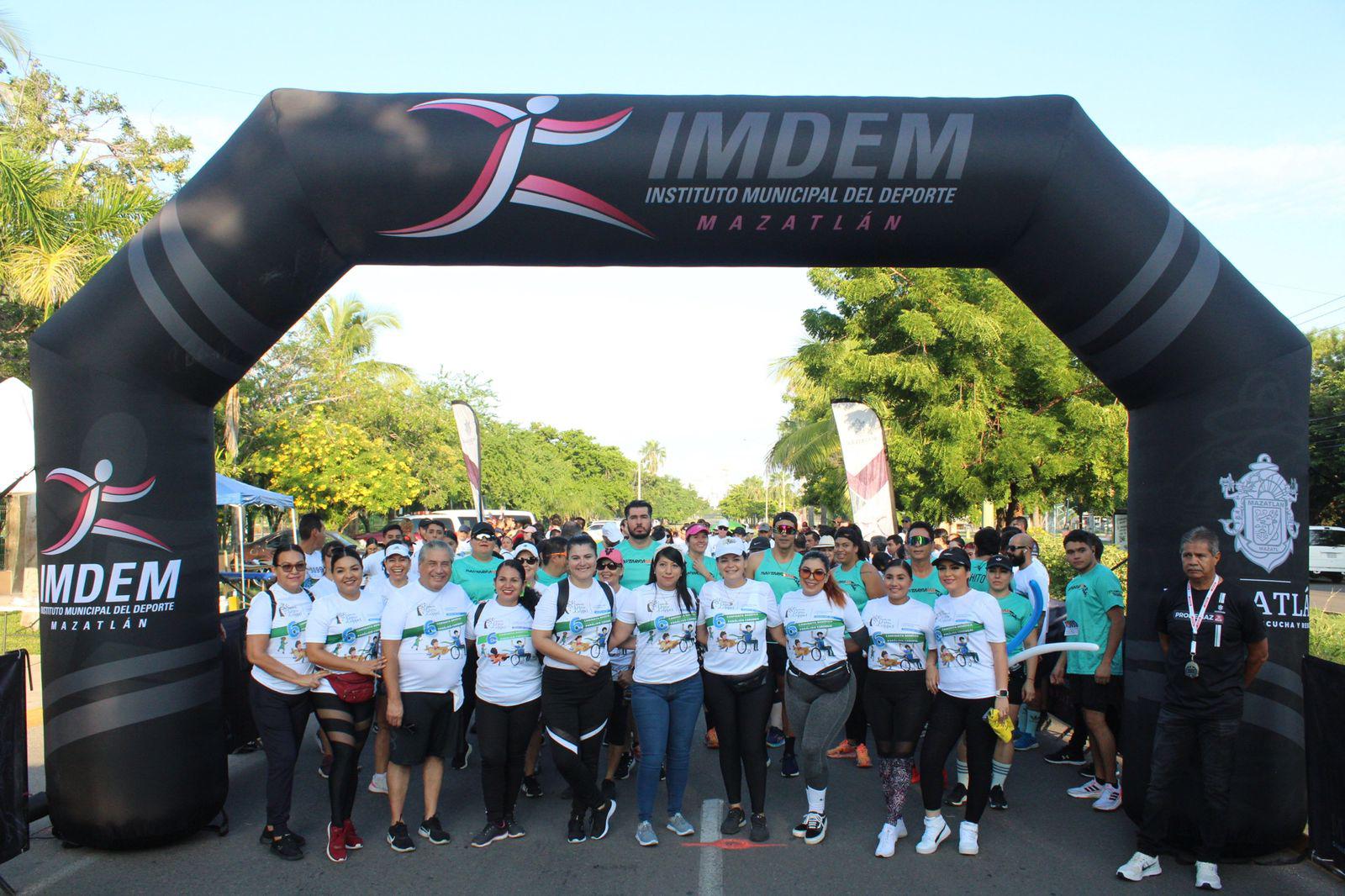 $!Tiznado y Jara ganan Caminata por el Día Internacional de la Parálisis Cerebral