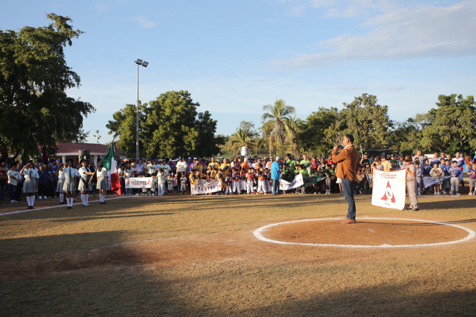 $!Muralla inaugura su temporada infantil y juvenil con homenaje a Gerardo Núñez Sarabia