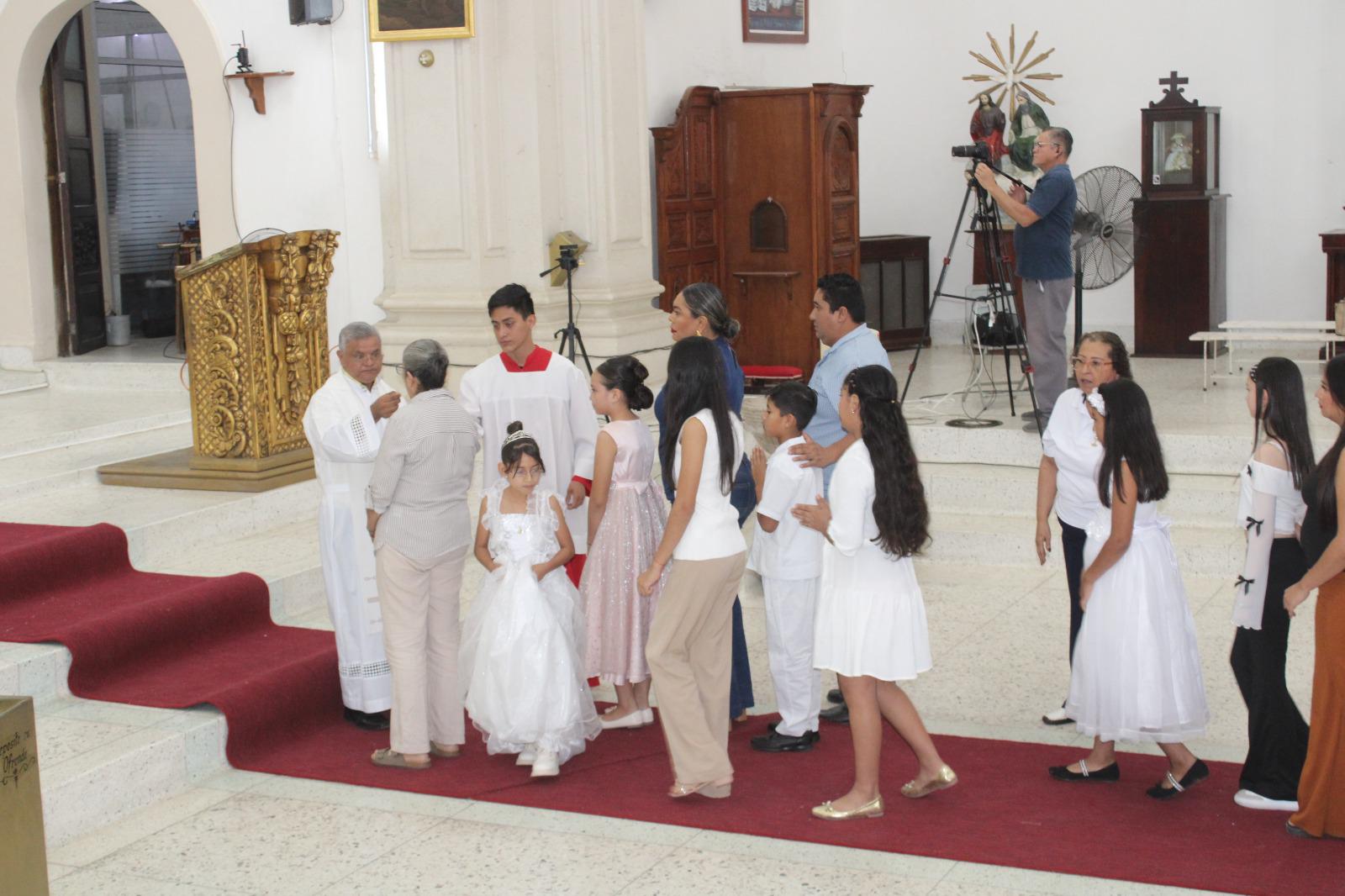 $!Obispo de Mazatlán llama en Rosario a un ayuno de respeto y misericordia durante la Cuaresma
