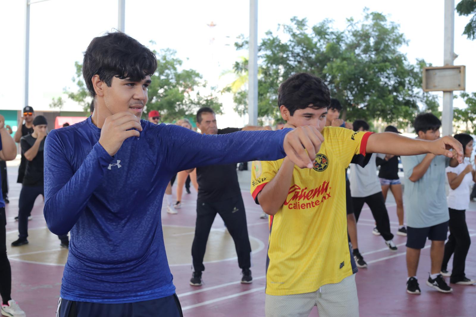 $!Boxeadores profesionales llevan sus técnicas a la Clase Nacional Puños de Transformación en Mazatlán