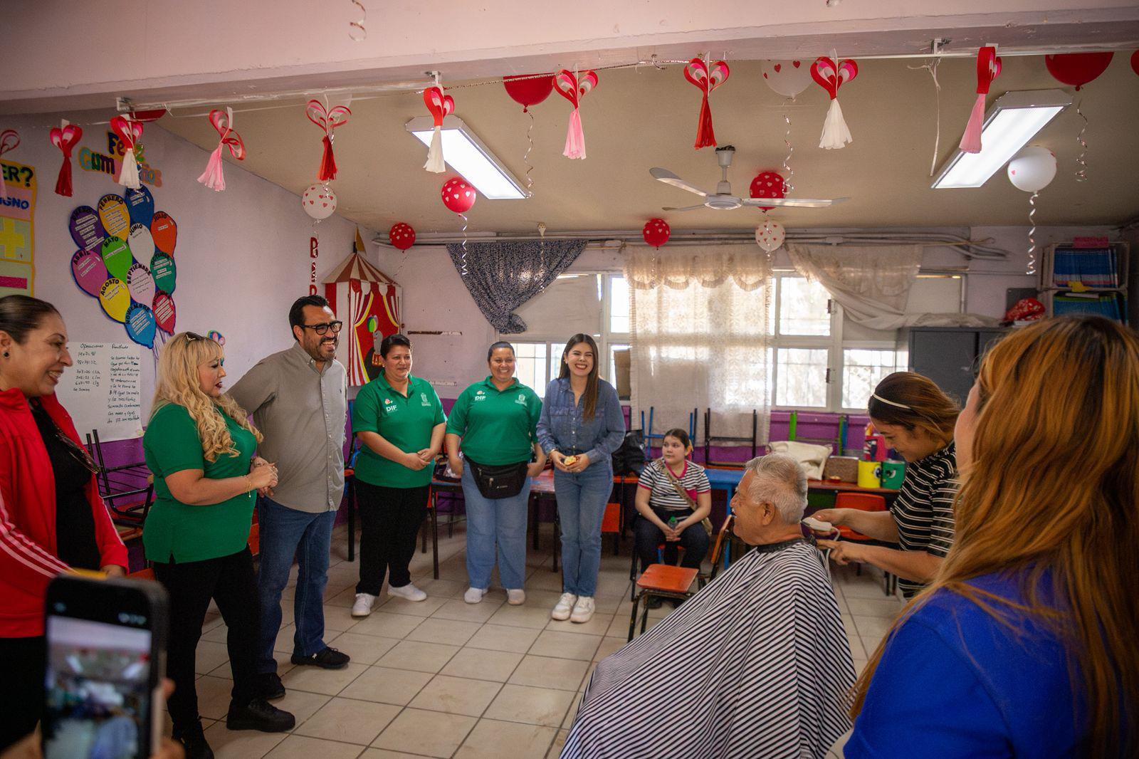 $!Llevan servicios de salud a Chulavista y pactan obras de mejora en La Puerta, en Culiacán