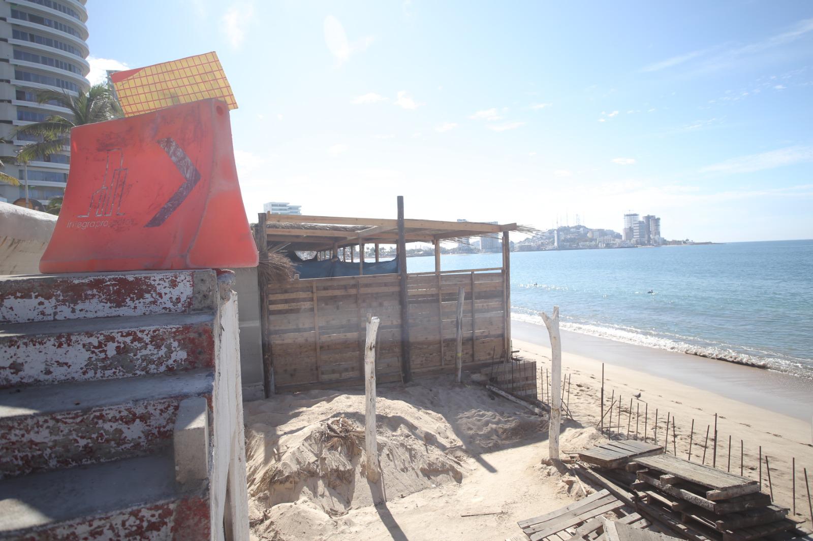 $!Expansión de palapas afecta turismo y patrimonio natural de Mazatlán: OAP