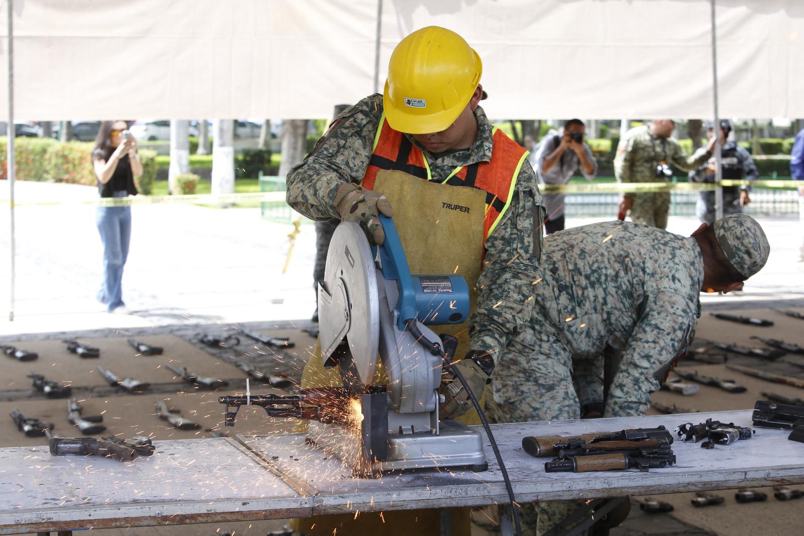 $!En Sinaloa conmemoran Día Internacional de la Destrucción de Armas de Fuego
