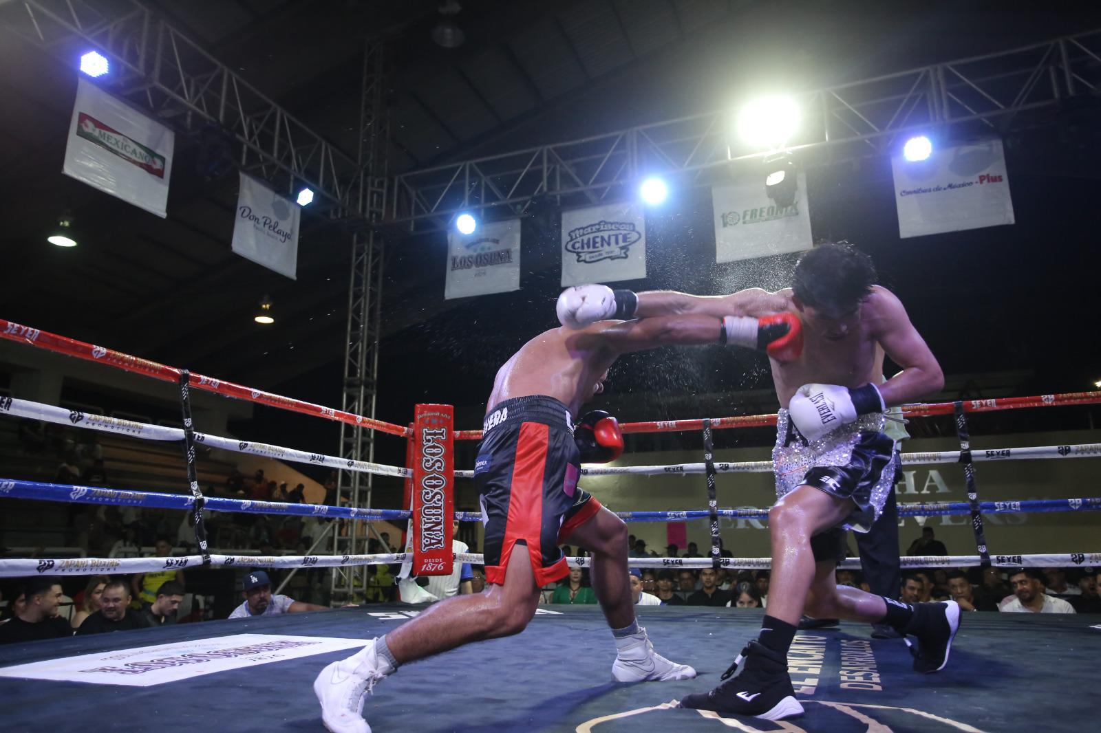 $!Vibra cancha Germán Evers con ‘Guerra en el Ring’