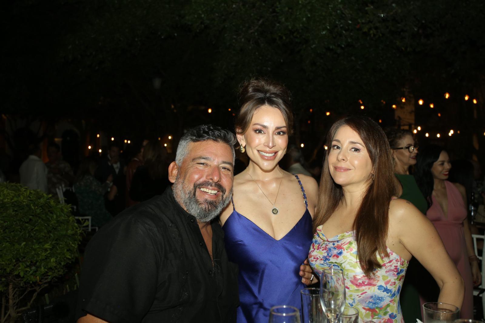 $!Rubén Islas, Christina Urías y Karyme Lozano.