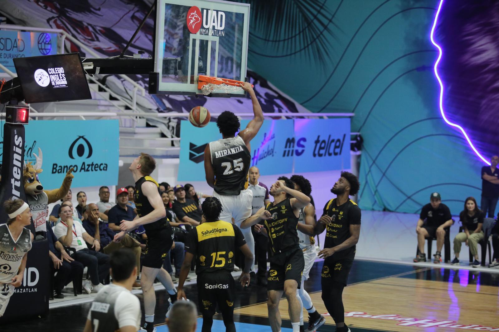 $!Venados Basketball pierde el paso y cae ante Caballeros