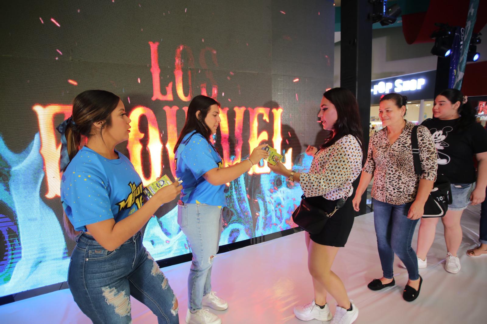 $!Durante el evento se hizo entrega de los boletos.