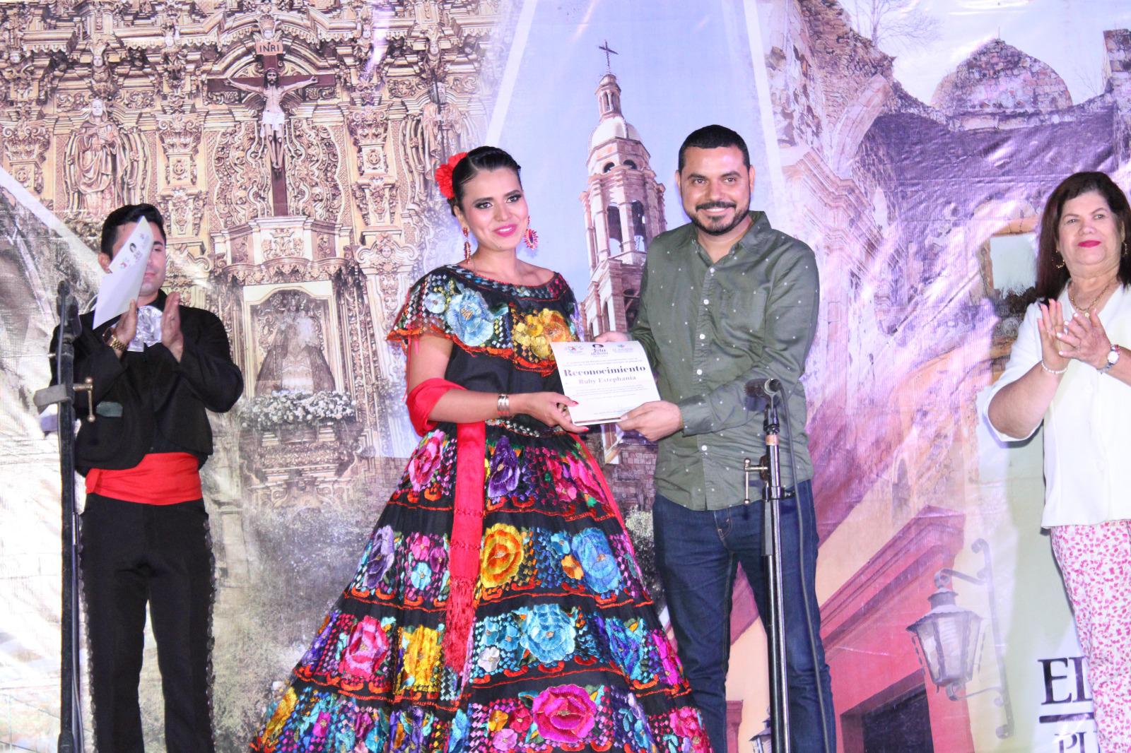 $!Resuena la música ranchera en Rosario en homenaje a Lola Beltrán