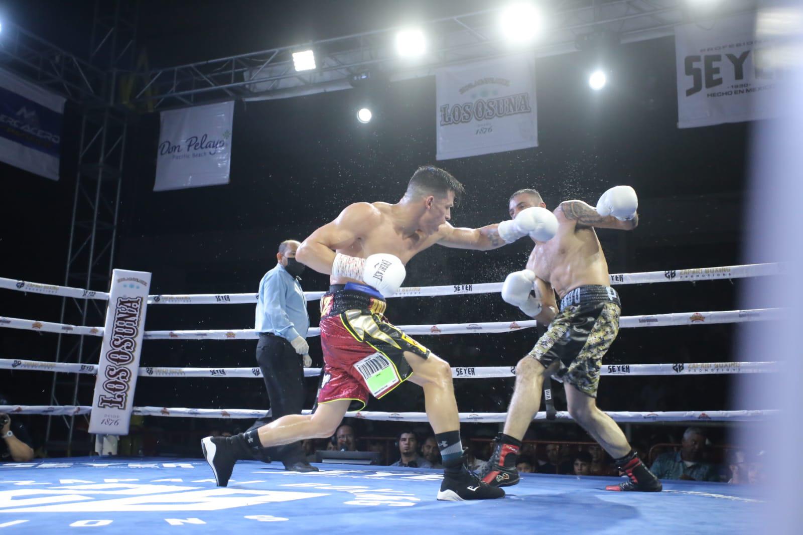 $!‘Veneno’ Aréchiga mantiene el invicto en pelea estelar de función ‘Rumbo a la Gloria’