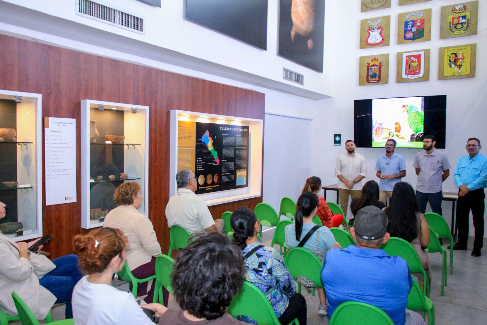 $!Autoridades de Cultura Municipal inauguraron la exposición.