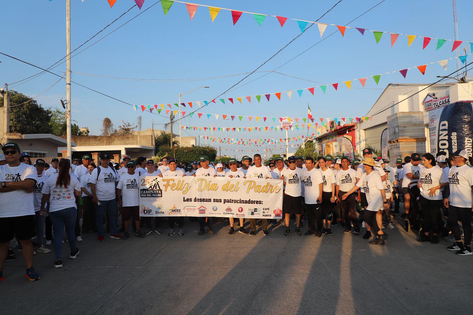 $!Con la tradicional caminata y un desayuno festejan el Día del Padre en Elota