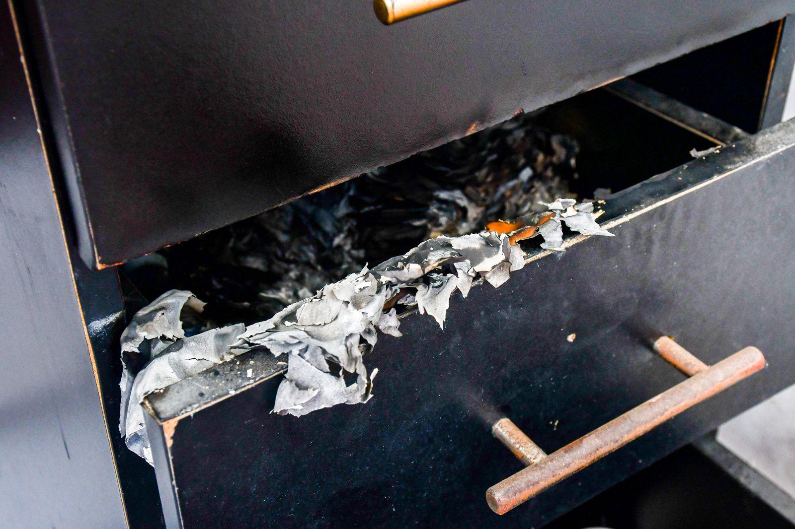 $!Los estragos del ataque armado en Altata: base sindical baleada y un hotel devastado por las llamas