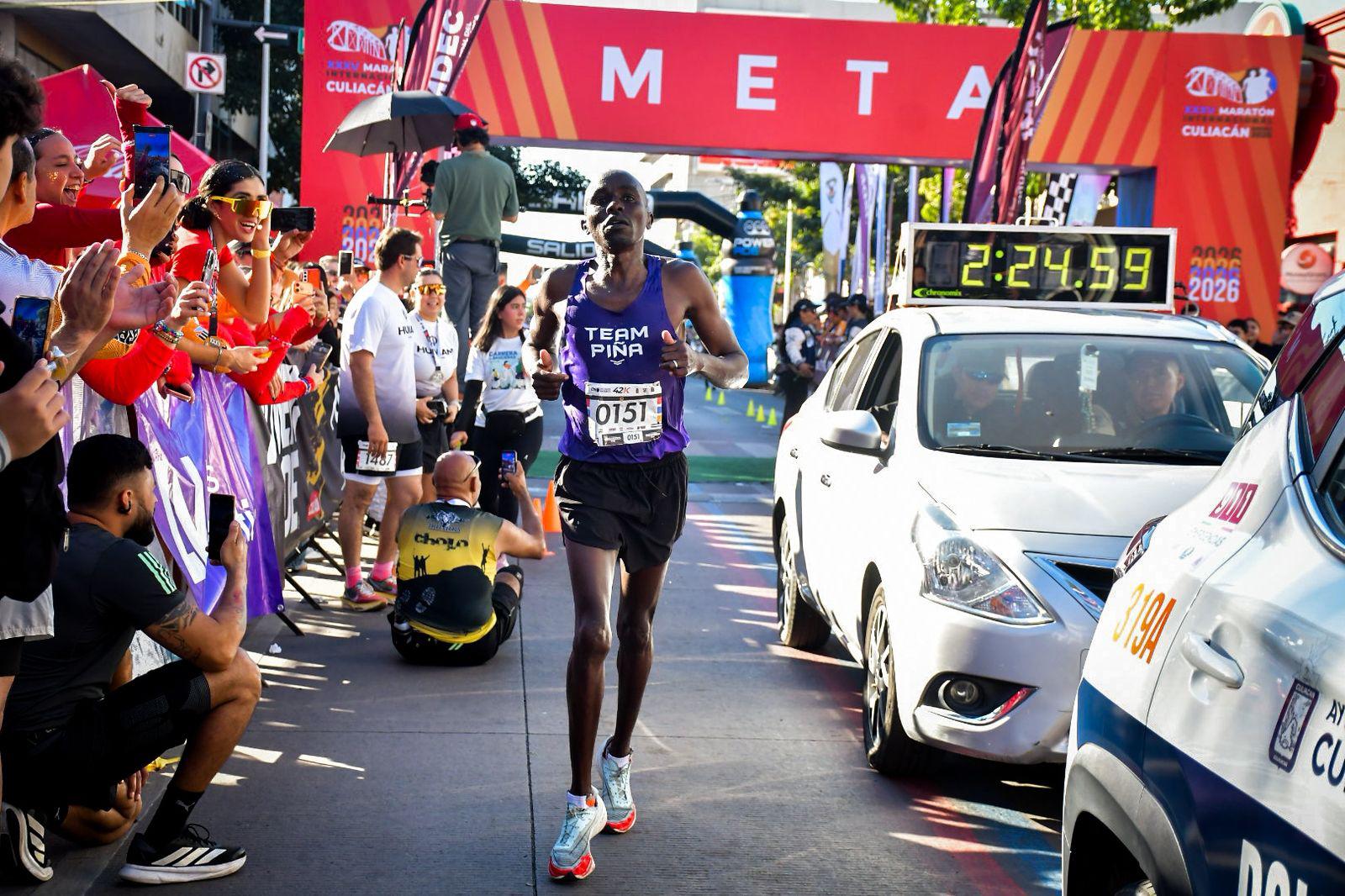 $!Alfred Kipserem y María Ruiz conquistan el Maratón Internacional de Culiacán 2026