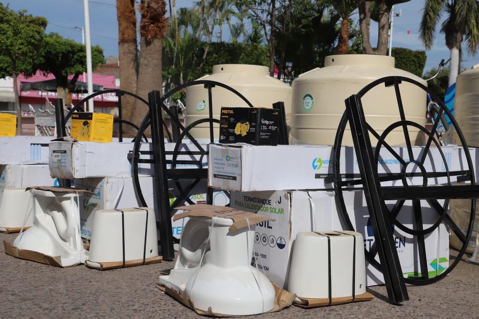 $!Entregan herramientas subsidiadas a 35 familias de Elota para fortalecer su economía