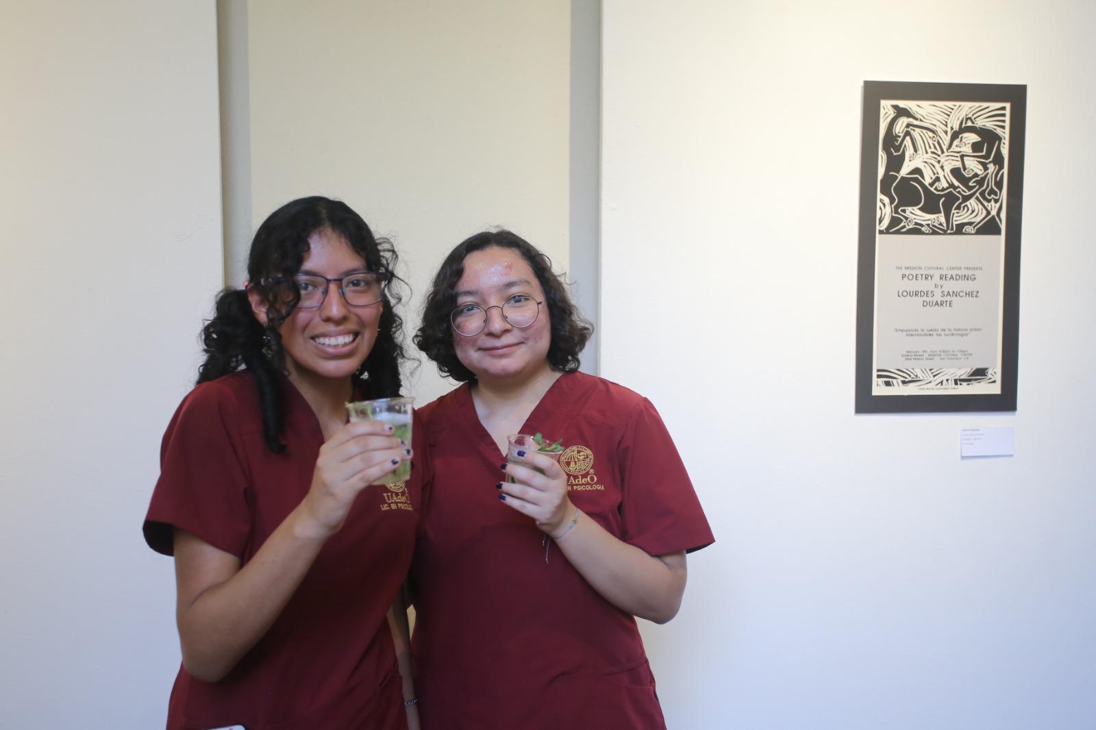 $!Karla Noemí Vargas y Eleonor Ruiz.