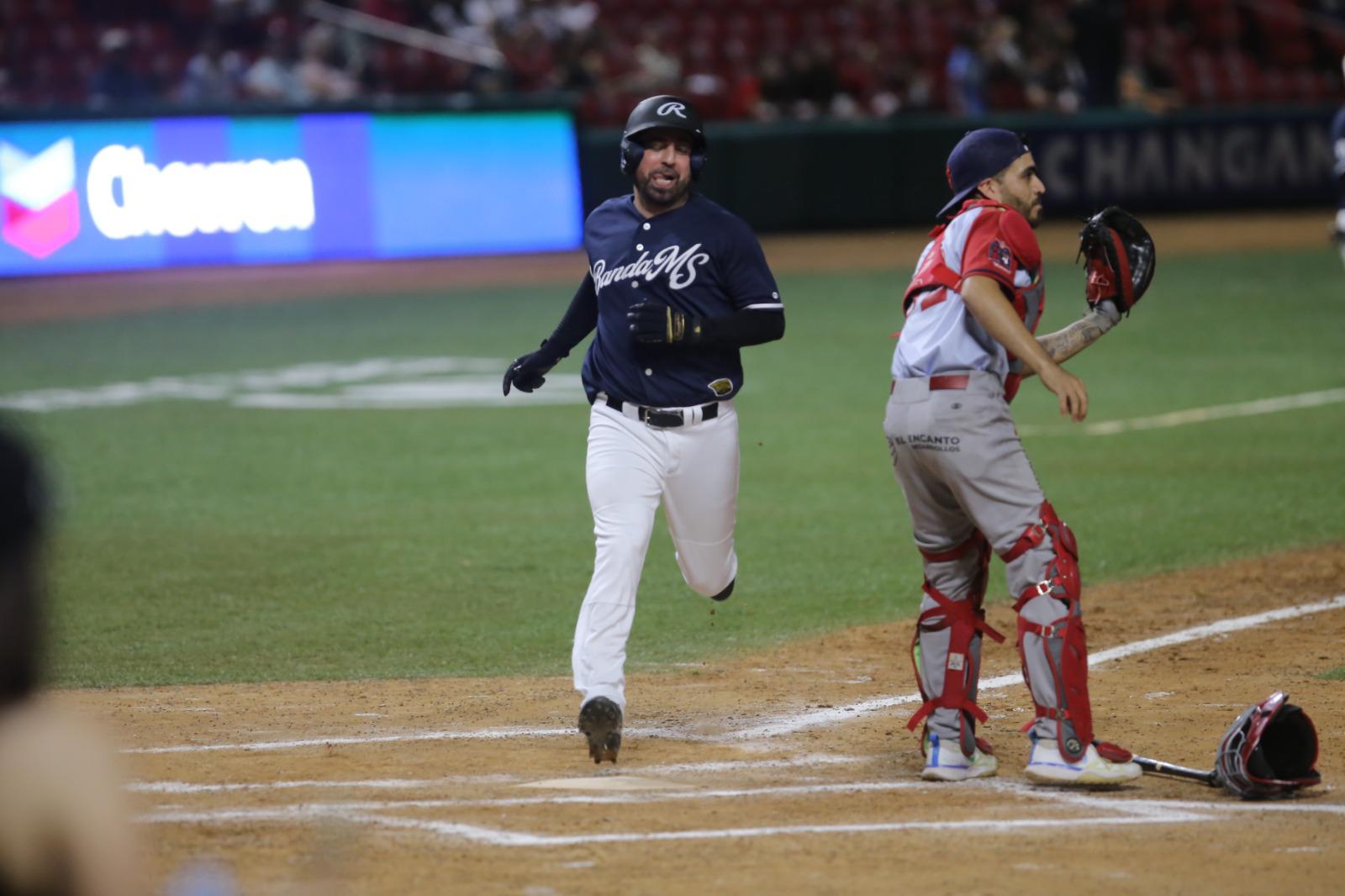 $!Venados de Mazatlán y Banda MS ofrecen una gran fiesta en el Teodoro Mariscal