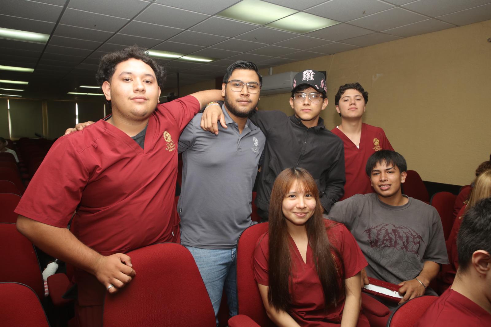 $!Leobardo Arteche, Alejandro Barrón, Juan José Jucuinde, Óscar Muñoz, Dayanna Barrón y Alfonso García.