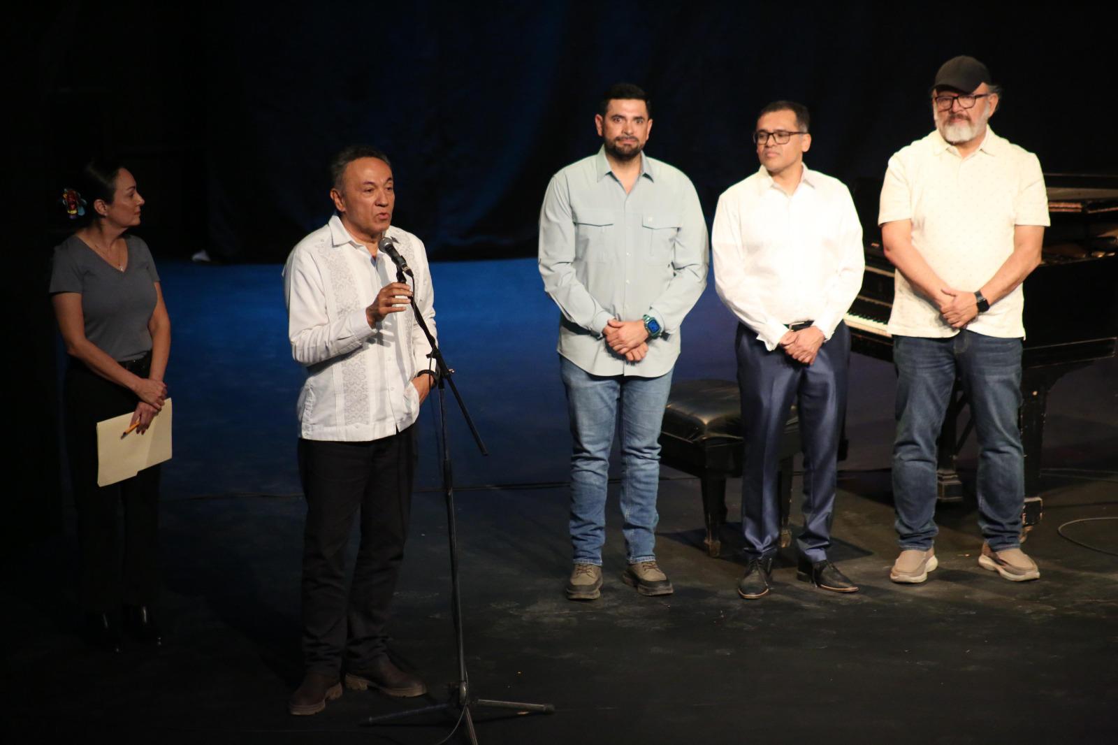 $!Autoridades del Isic, el Ayuntamiento y de la Fundación Cultural de la Guitarra dieron la bienvenida al público.