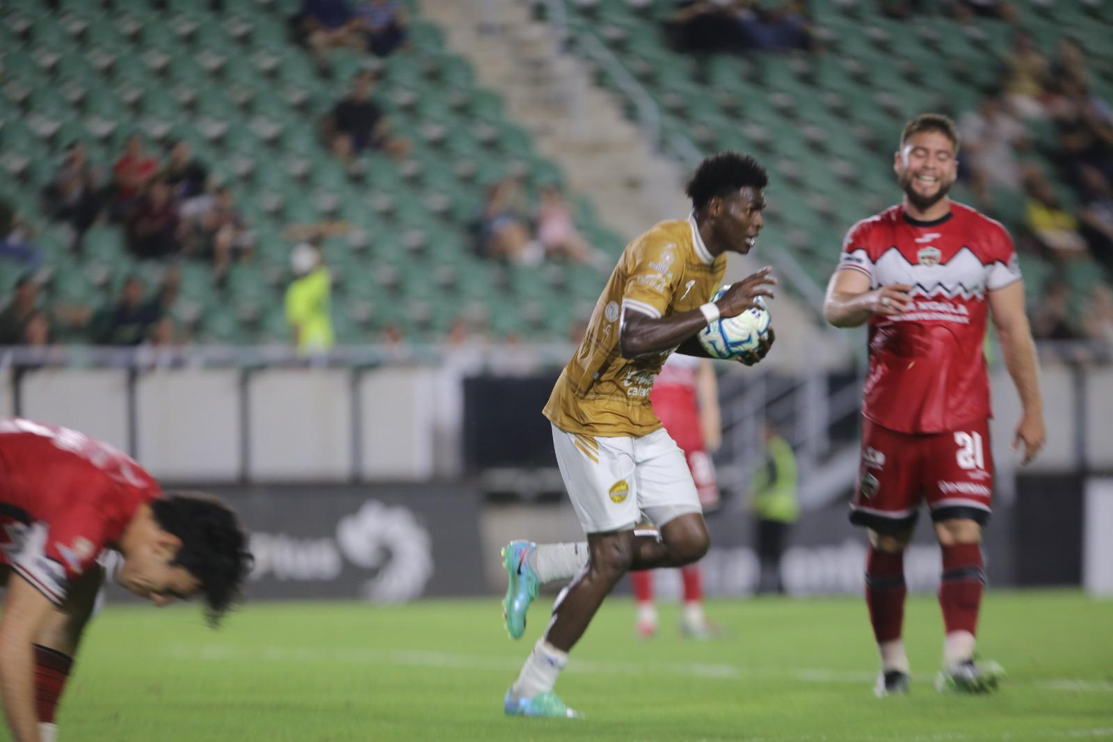 $!Se repite la historia: Dorados viene de atrás para rescatar empate