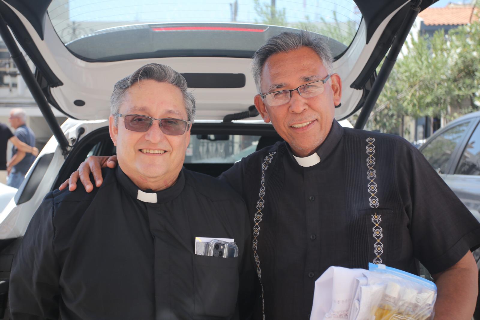 $!Los sacerdotes José Luis González y Vicente Alberto Beltrán.