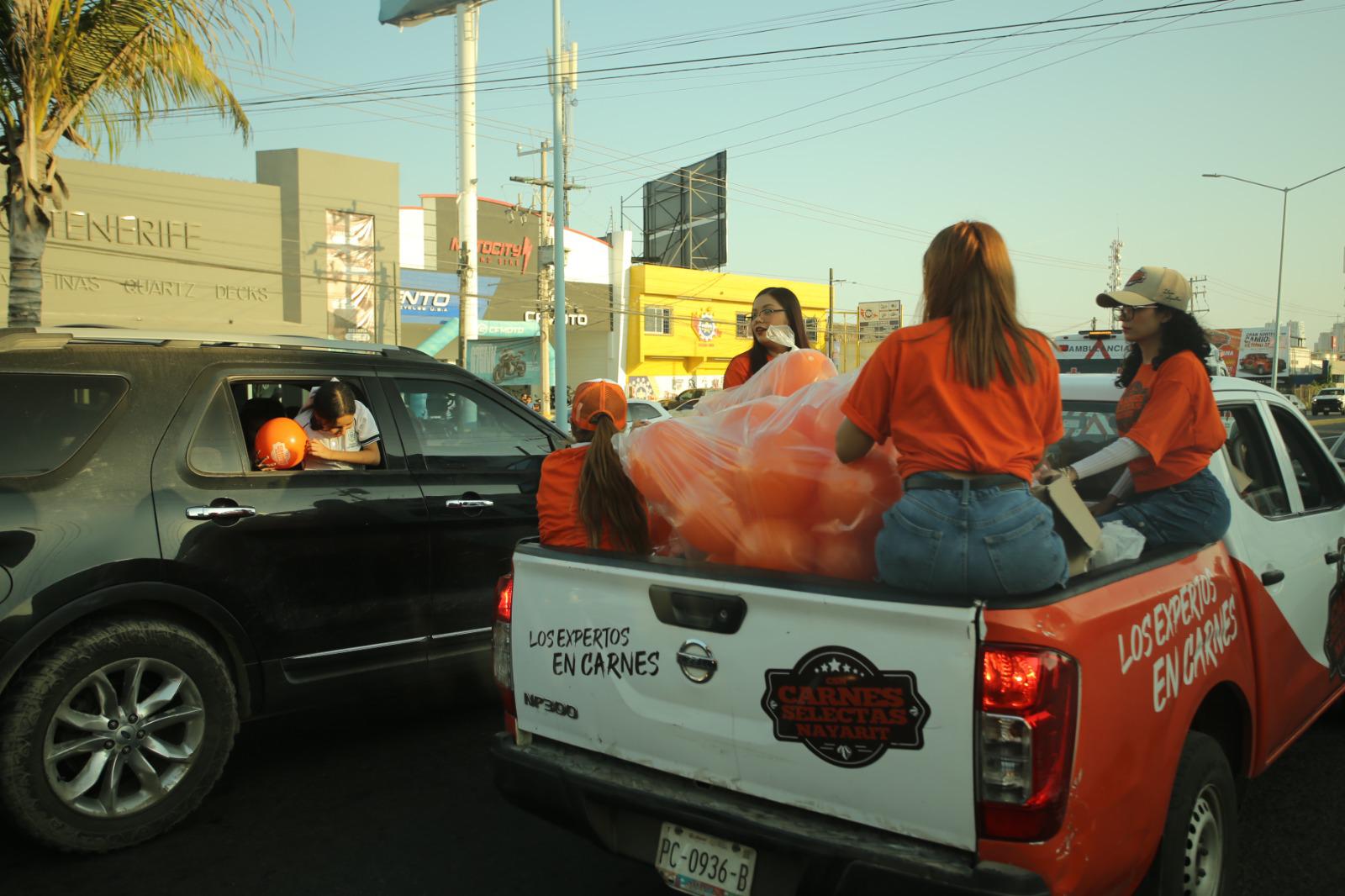 $!Caravana anuncia apertura de nueva sucursal de Carnes Selectas Nayarit en Mazatlán