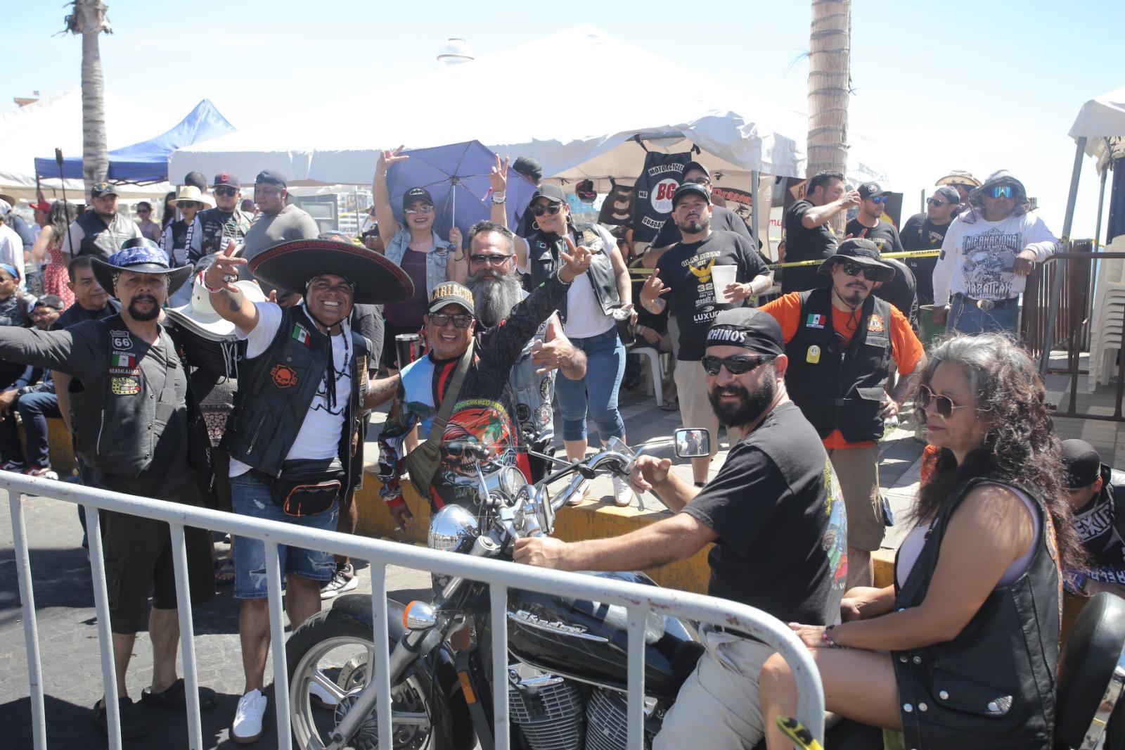 $!Degustan más de 5 mil personas el tradicional marlin al chipotle del Motoclub Olas Altas