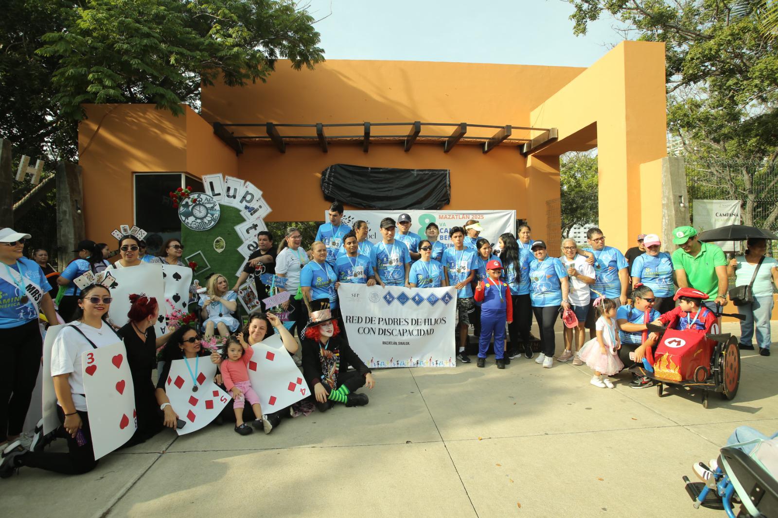 $!Celebran colorida Caminata por el Día Internacional de la Parálisis Cerebral en Mazatlán