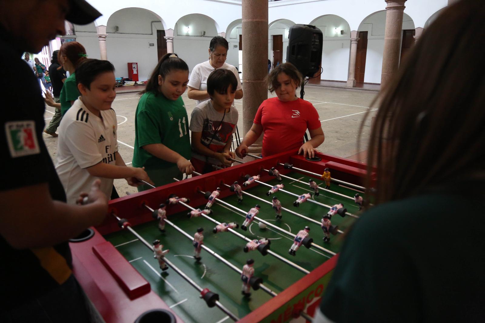 $!La temática del festejo fue el futbol.