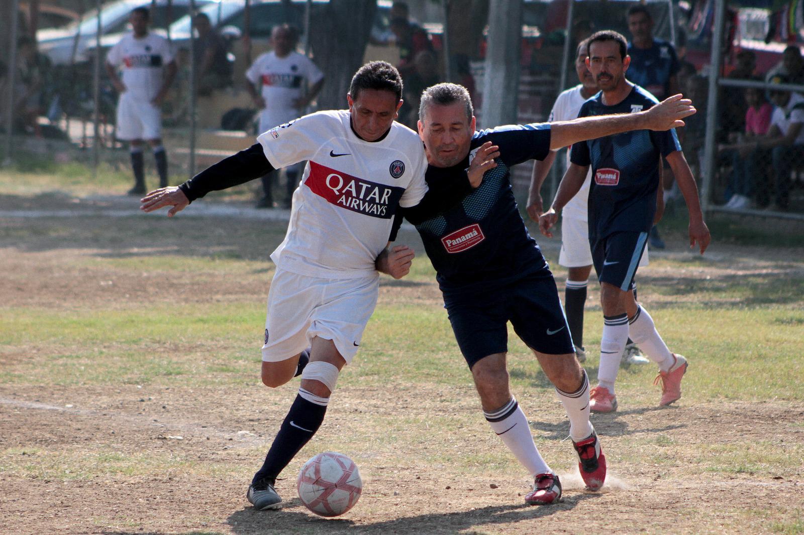 $!Ingenieros logra punto extra en Liga Veteranos Platino, en Mazatlán