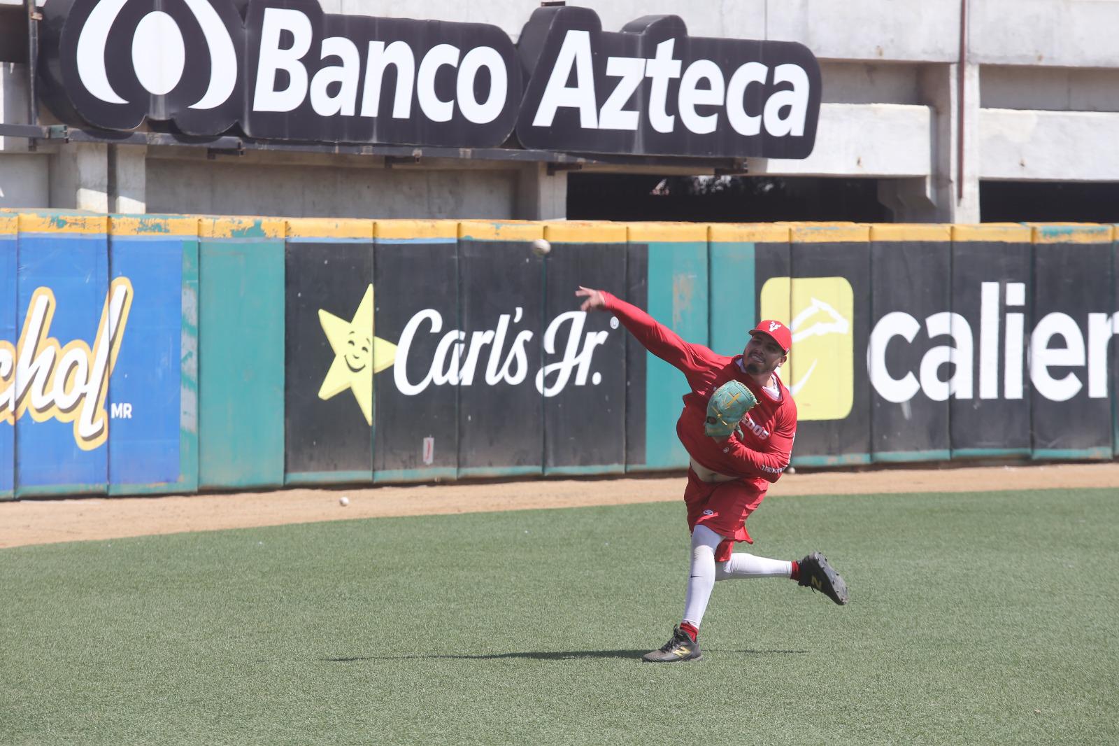 $!Mazatleco Óscar Jiménez disputa la posición de cátcher con Venados