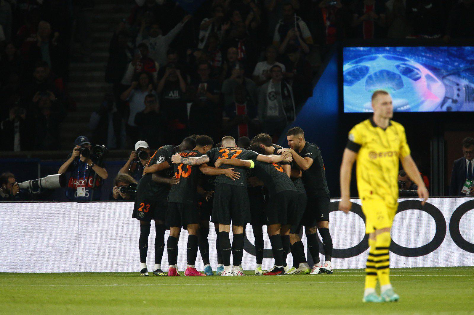 $!Mbappé descorcha y el PSG inicia la Champions con un nítido triunfo ante el Borussia