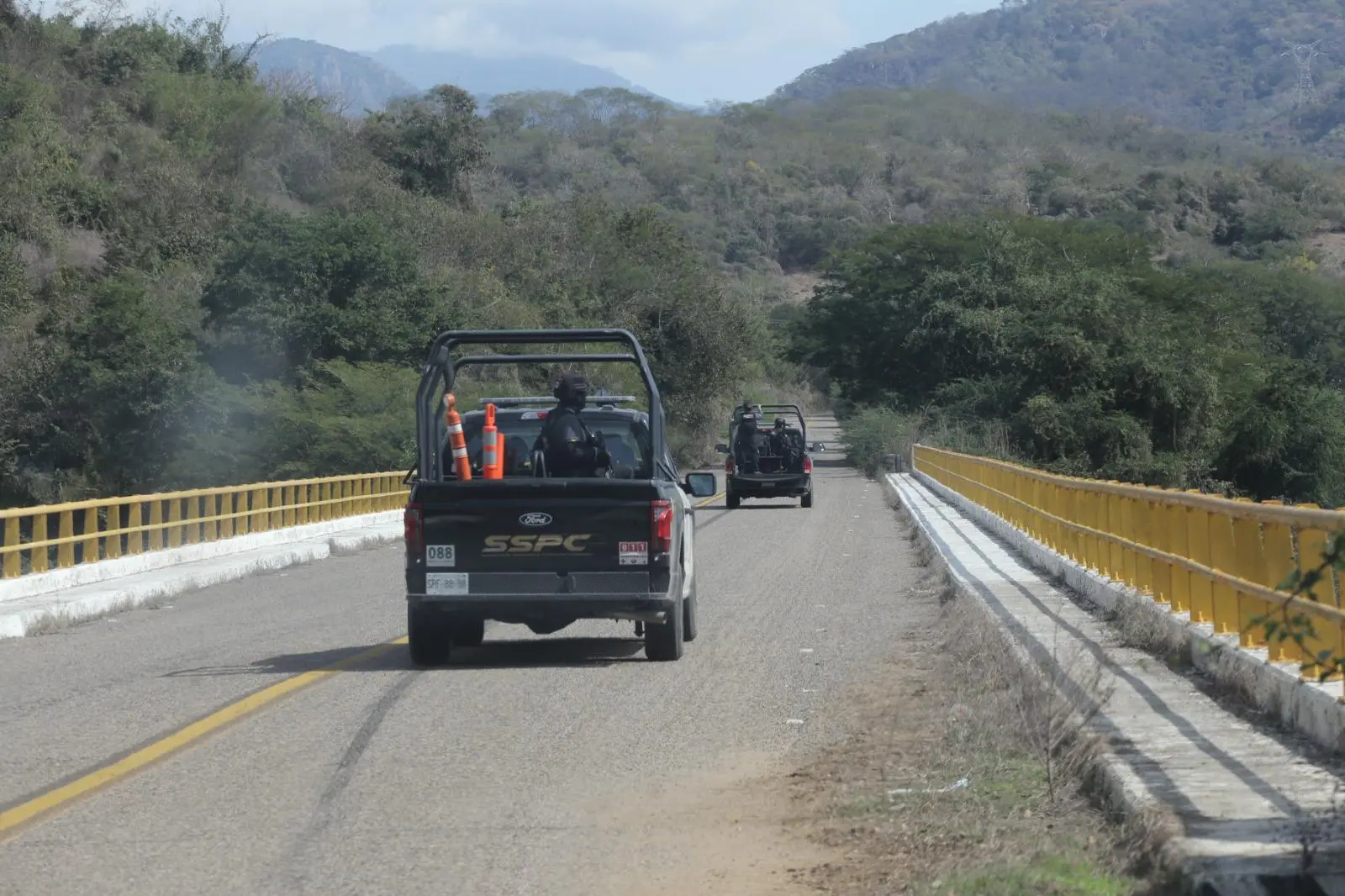 $!Mantienen sobrevuelos en Concordia por búsqueda de mineros desaparecidos
