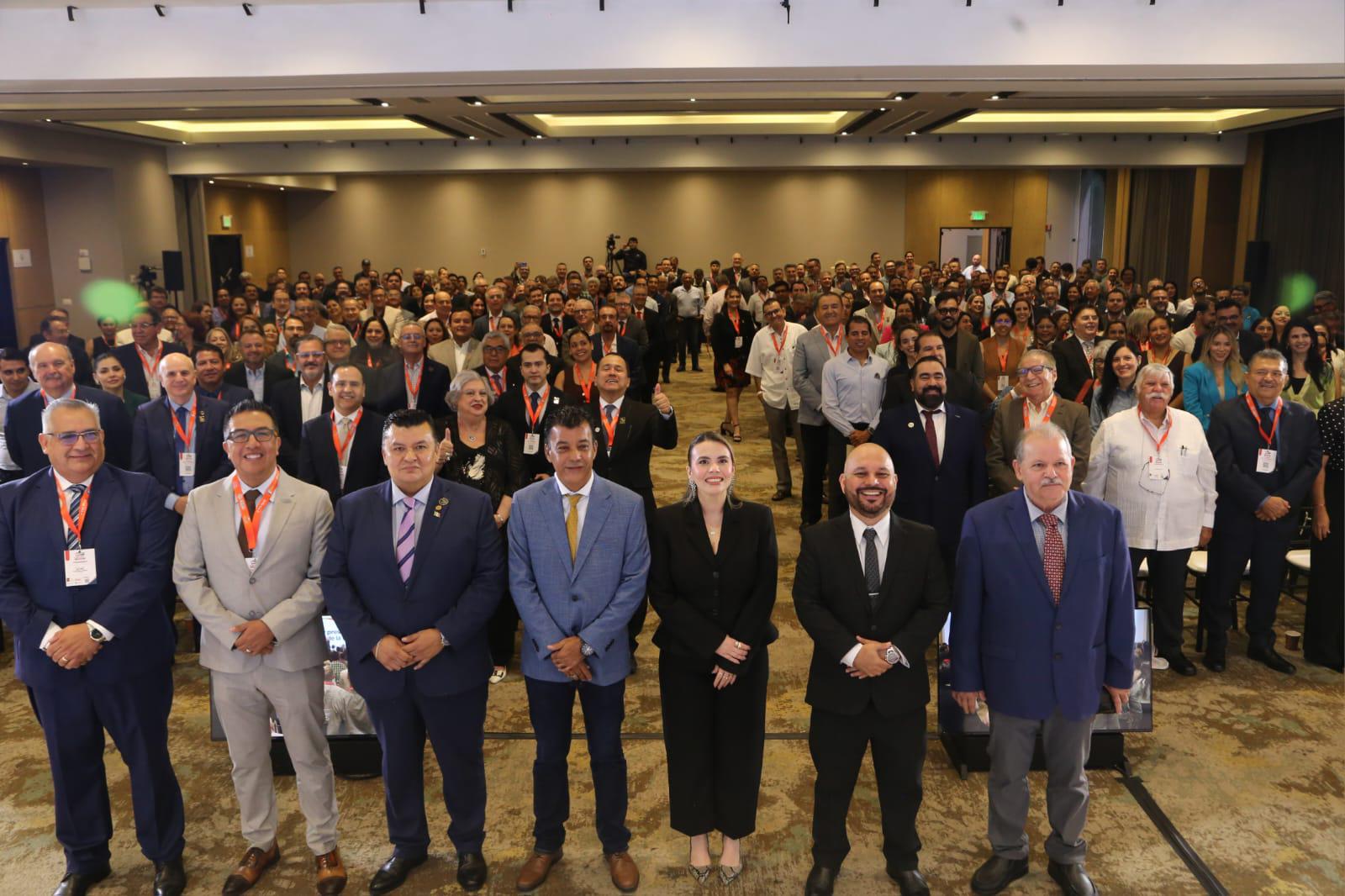 $!Inauguran Congreso Internacional de Valuación en Culiacán; ‘se sigue teniendo confianza’: Alcaldesa