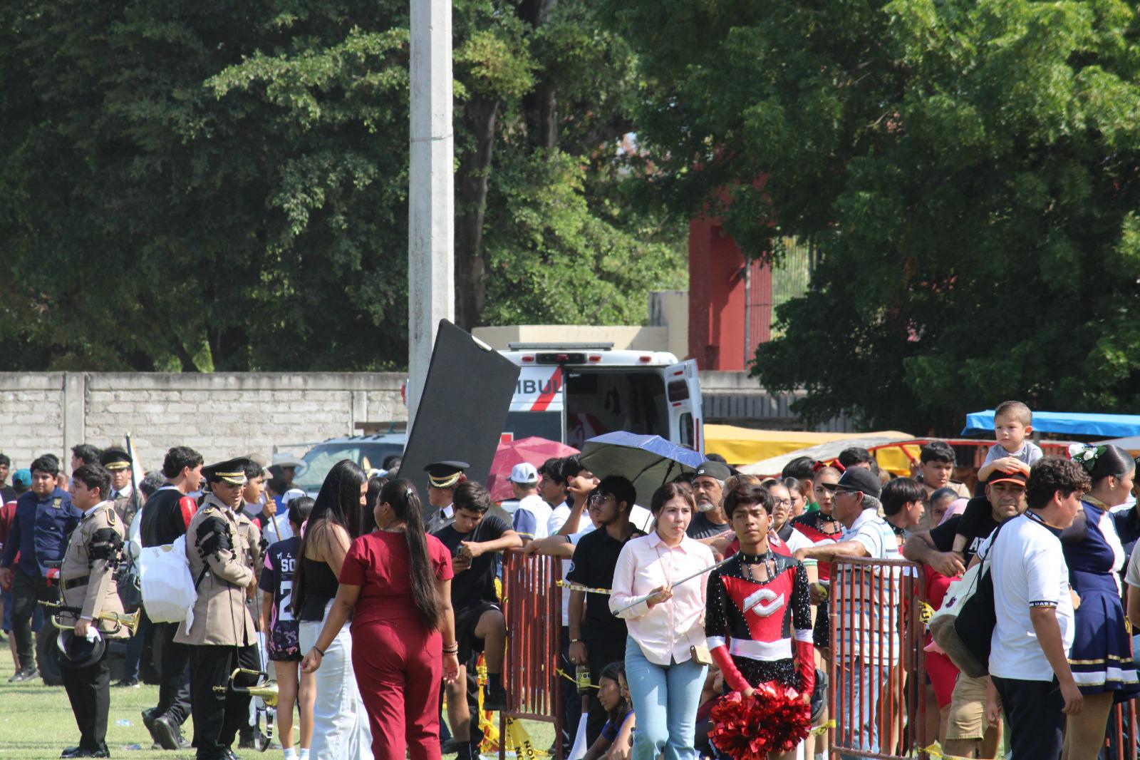 $!Servicios de emergencia dan nueve atenciones durante desfile de la Revolución Mexicana en Rosario