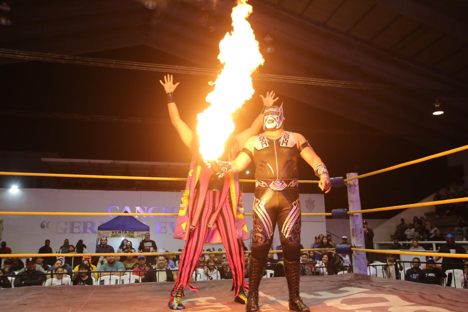 $!El Fiscal y Aerostar conquistan la noche de Revanchas de Project Lucha