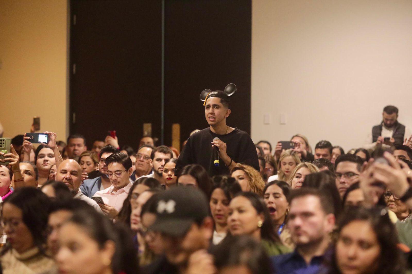 $!Imparten capacitación a emprendedores y empresarios de Mazatlán