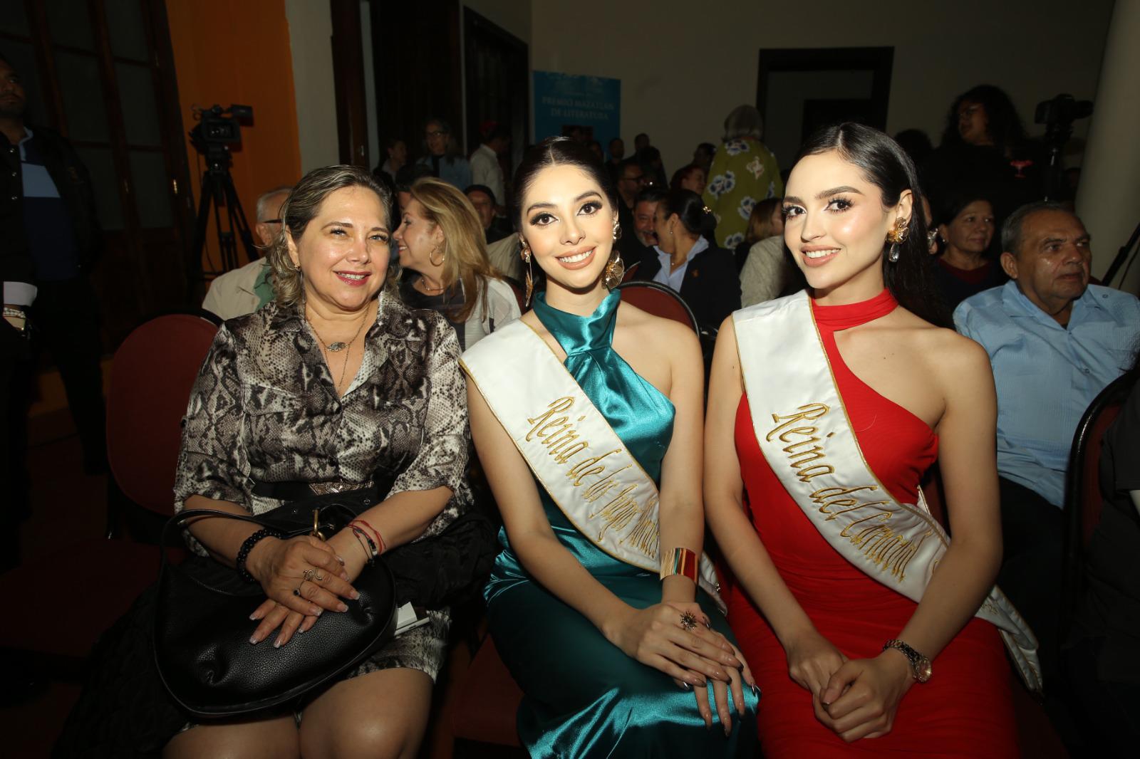 $!Karla Valero junto a Desiré Ayón y Lucero Lizárraga, Reina de los Juegos Florales y Reina del Carnaval de Mazatlán 2025, respectivamente.