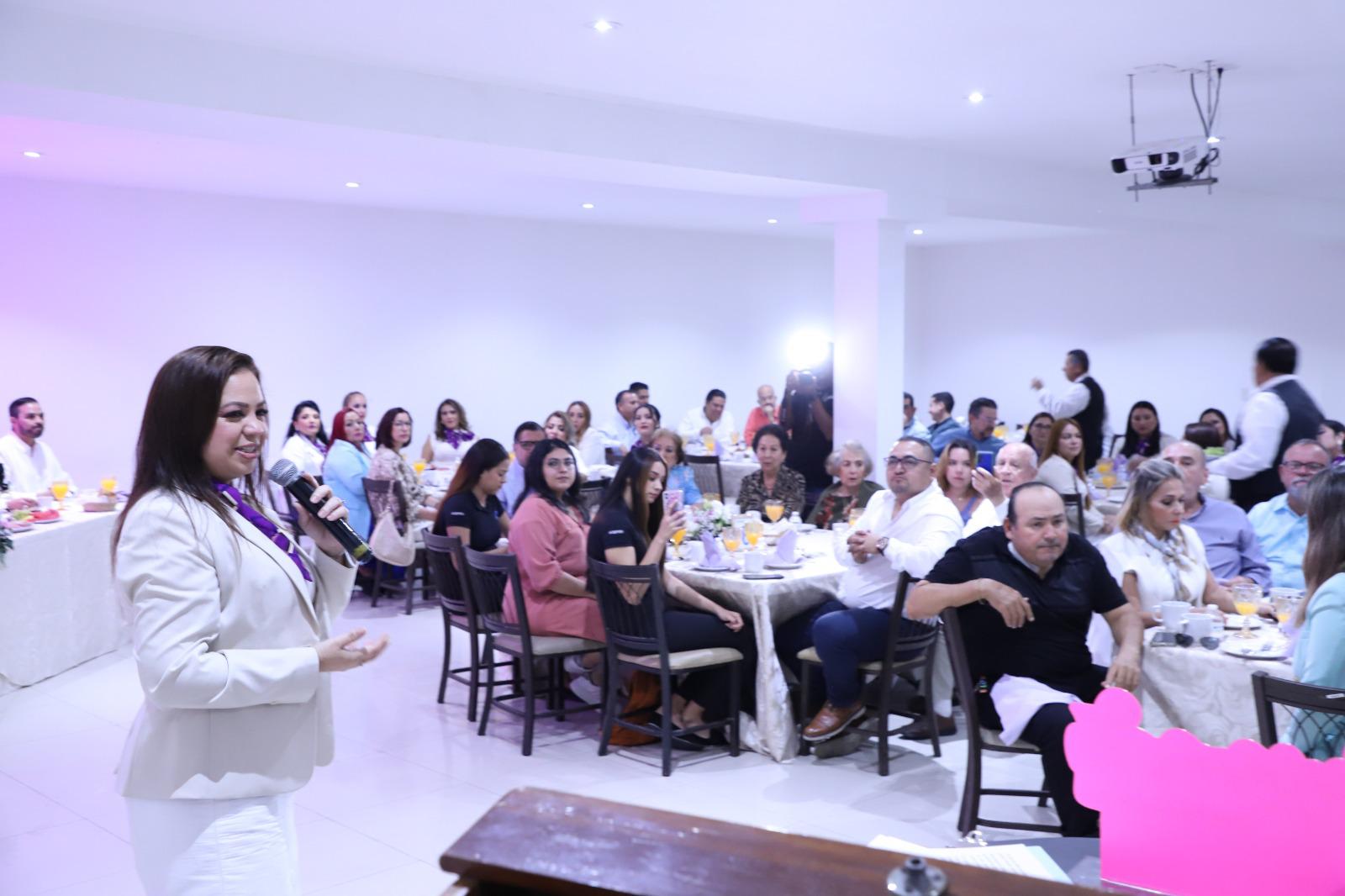 $!Asume nueva dirigencia de Mujeres Empresarias de Canaco Mazatlán