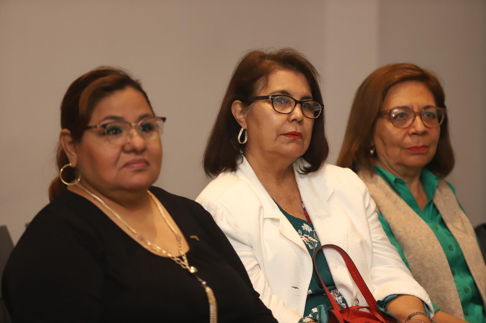 $!Lourdes María González, Merceditas Osuna y Martha Velasco.