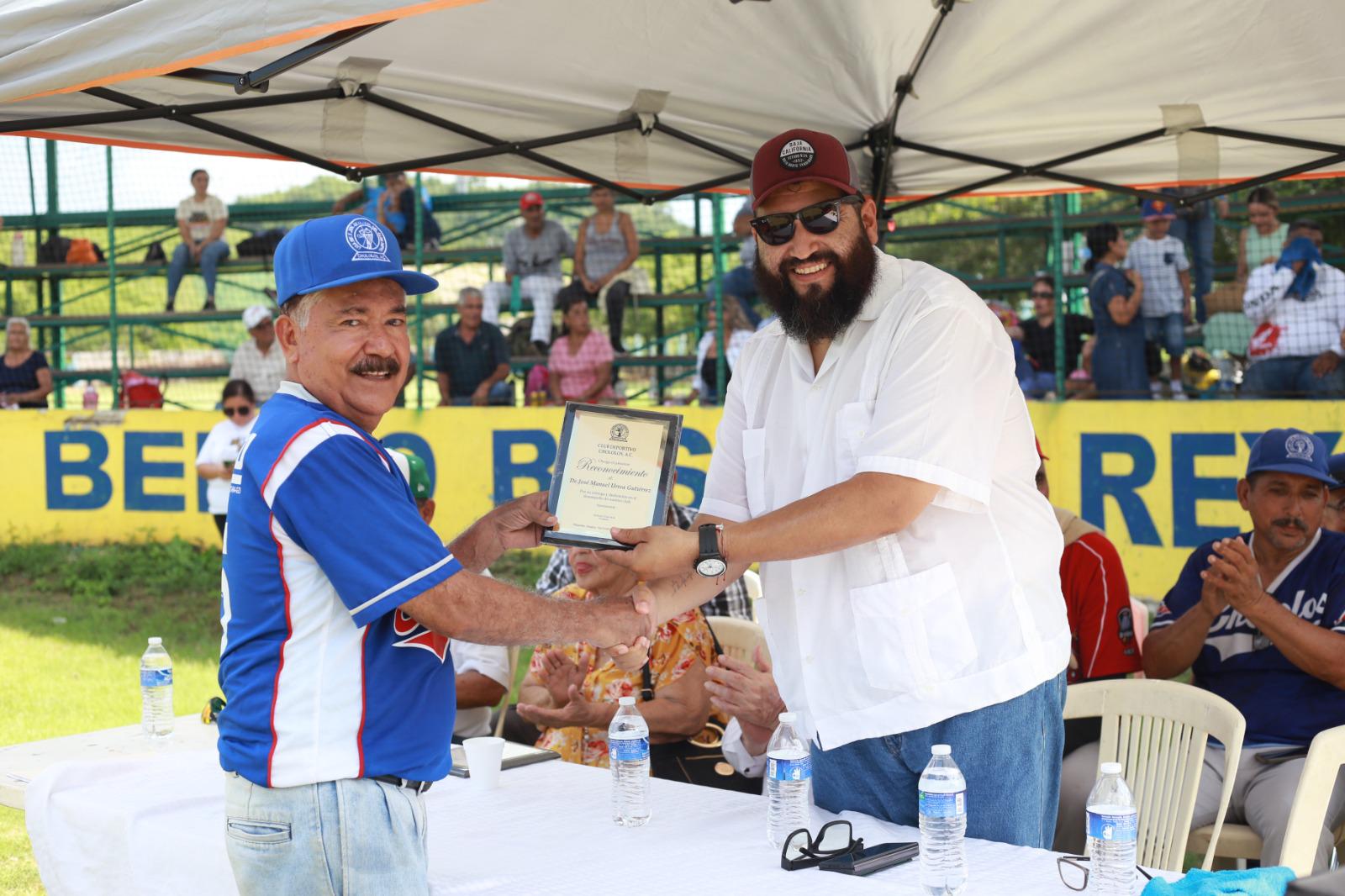 $!Inauguran Segunda Fuerza y 60 Años de Liga de Beisbol del Chololos