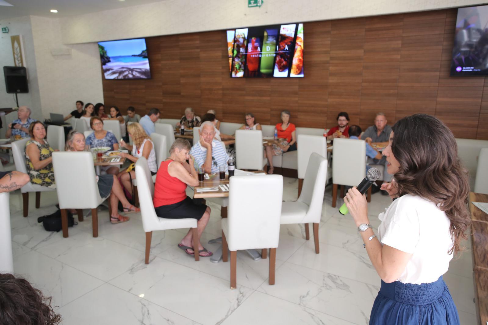 $!Regresan integrantes de Friends of México a disfrutar de la temporada invernal en Mazatlán