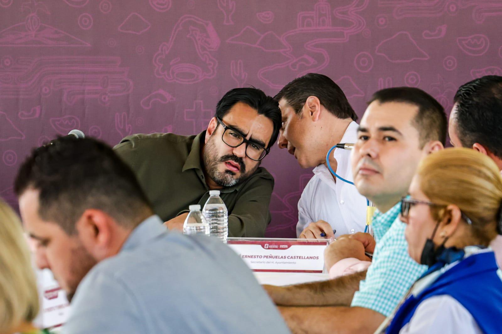 $!Gobierno de Culiacán ofrece servicios públicos como respuesta a comunidades desplazadas por violencia