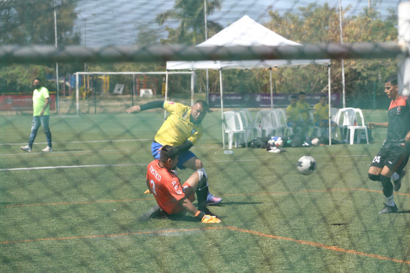 $!Deportivo Sonny se queda corto en casa, en la Copa Mazatlán Futbol 7