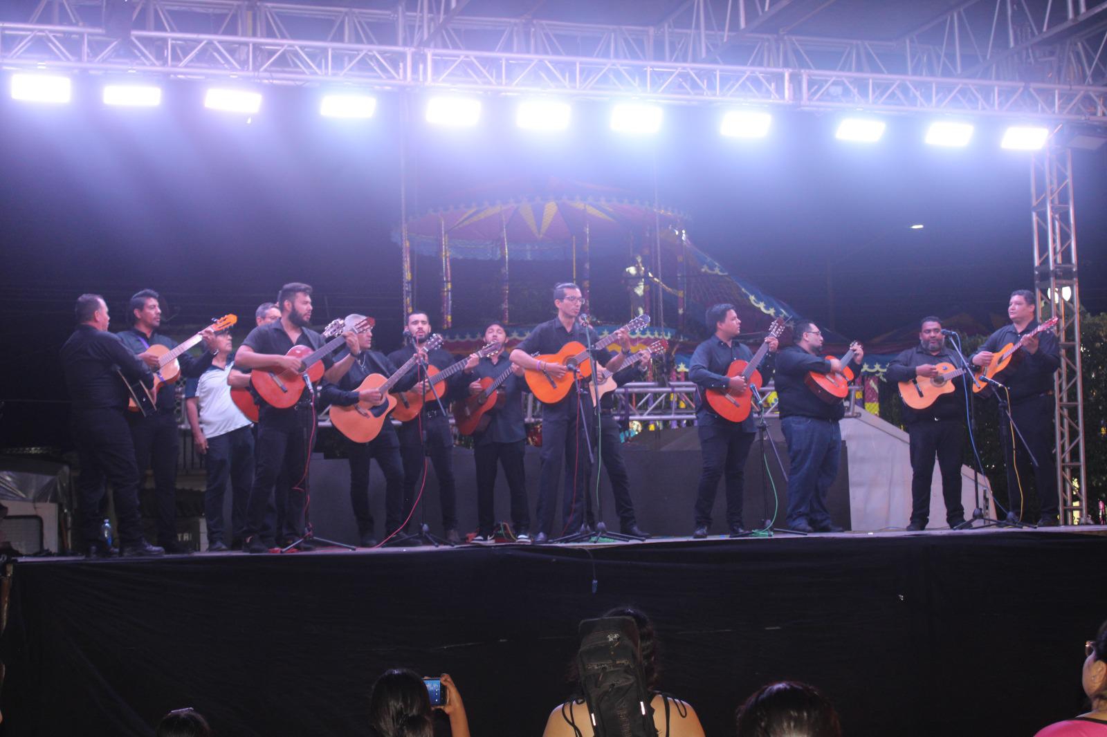 $!Buscan con la rondalla ‘La Grande de Rosario’ rescatar valores y el gusto por la música